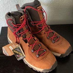 Men’s Hiking Boots (size 11)